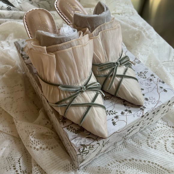 Nicola Bathie x Antonio Melani Sophia chiffon velvet bow dress mules - Sz 8 - Picture 5 of 16